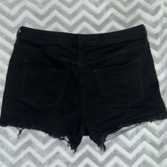 Universal Thread High Rise Midi Shorts - Picture 4 of 5